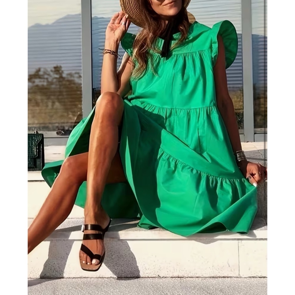 2 LEFT! ❤️ NEW! Green Poplin Tiered Ruffle Sleeved Mini Dress